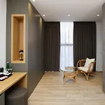 Oricon Coast Luxury Hotel