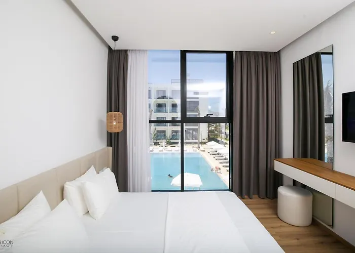 Oricon Coast Luxury Hotel