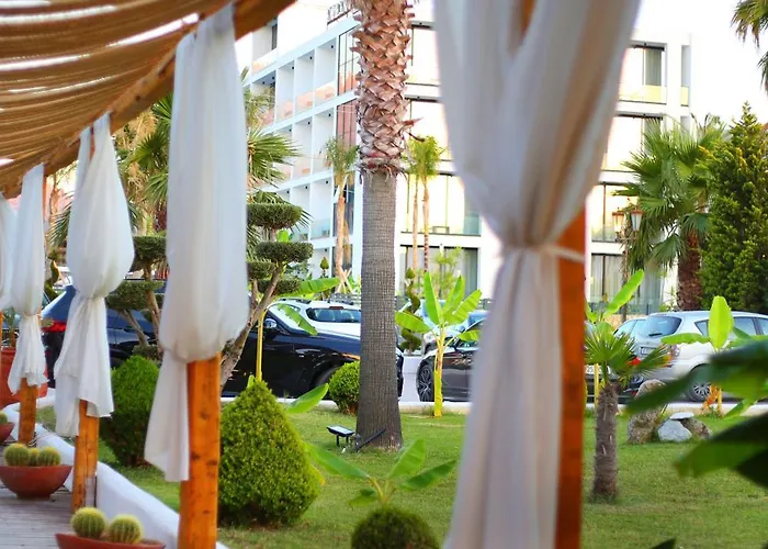 Oricon Coast Luxury Hotel 5*