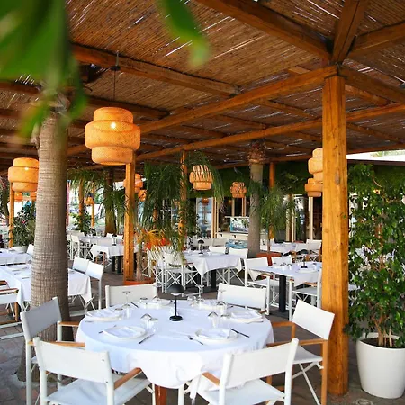 Oricon Coast Luxury 5* أوريكوم