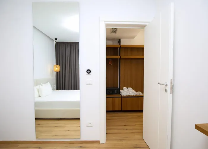 מלון Oricon Coast Luxury 5*