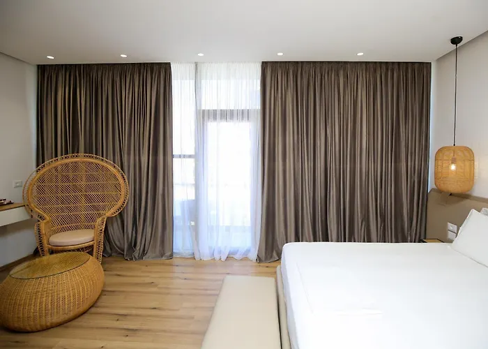 מלון Oricon Coast Luxury 5*