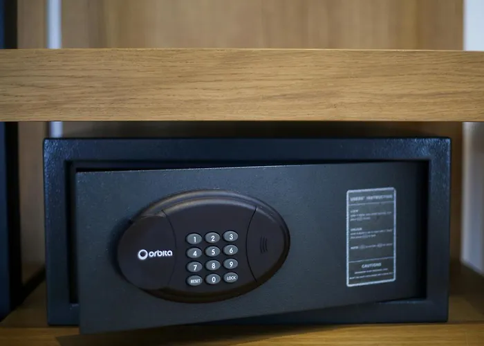 מלון Oricon Coast Luxury 5*