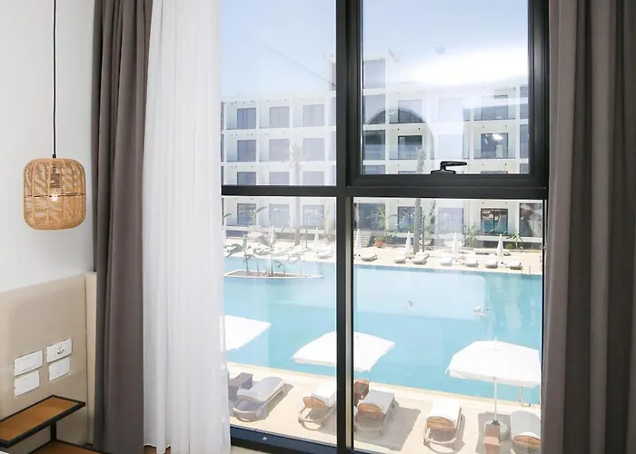 מלון Oricon Coast Luxury אוריקום